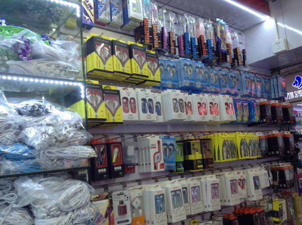 Phone accessories supplier in Longsheng accessories markets-3