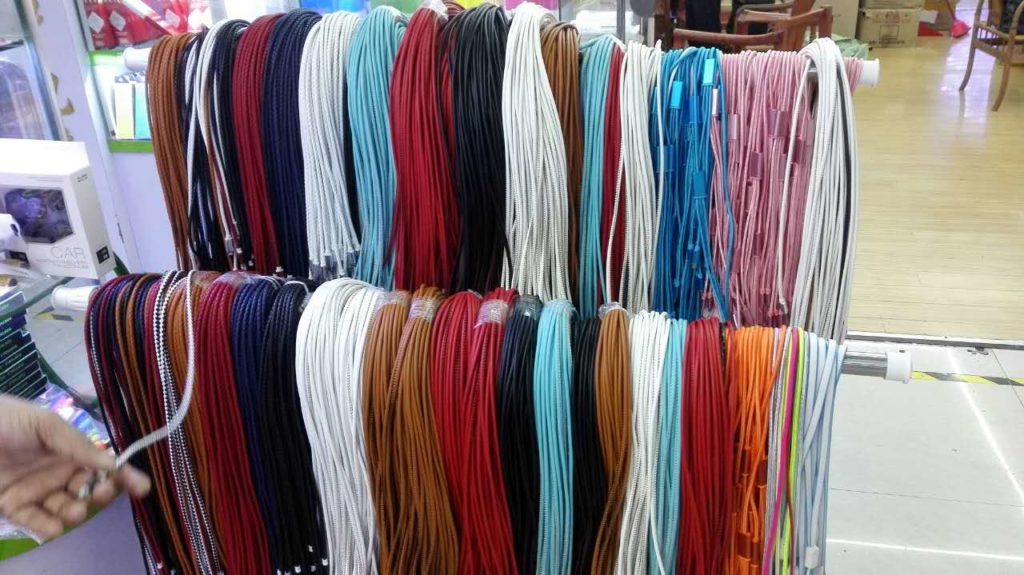 Cables in Mingtong mobile accessories market-2